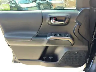 Toyota Tacoma 2021 4x4 TRD Pro 4 puertas Cabina Doble 5.0 ft SB 6M