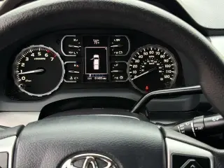 Toyota Tundra 2020 4x4 SR5 4 puertas Cabina Doble Pickup SB