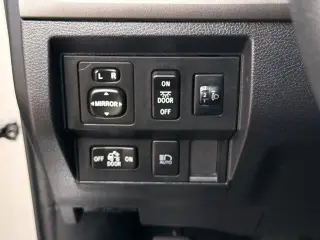 Toyota Tundra 2020 4x4 SR5 4 puertas Cabina Doble Pickup SB