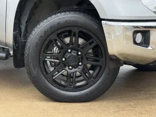 Toyota Tundra 2020 4x4 SR5 4 puertas Cabina Doble Pickup SB