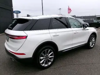Lincoln Corsair 2022 AWD Estándar 4 puertas SUV