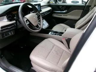 Lincoln Corsair 2022 AWD Estándar 4 puertas SUV