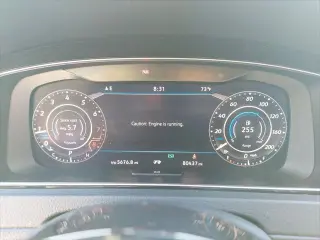 Volkswagen Golf R 2019 AWD 4Motion 4 puertas Hatchback 7 velocidades con DCC y navegación