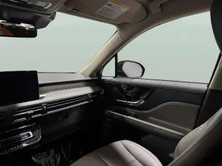 Lincoln Corsair 2025 AWD Premiere 4 puertas SUV