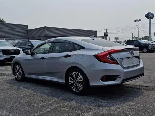 Honda Civic 2018 EX-T 4 puertas Sedán con Honda Sensing