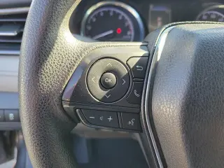 Toyota Camry 2019 LE 4 puertas Sedan