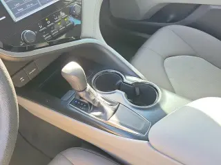 Toyota Camry 2019 LE 4 puertas Sedan