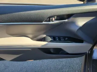 Toyota Camry 2019 LE 4 puertas Sedan