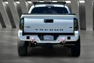 Toyota Tacoma 2023 4x4 TRD Off-Road 4 puertas Doble Cabina 6.1 ft LB