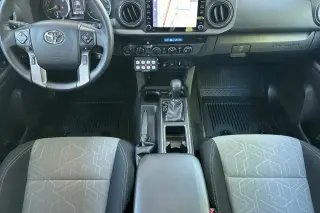 Toyota Tacoma 2023 4x4 TRD Off-Road 4 puertas Doble Cabina 6.1 ft LB