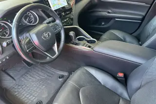 Toyota Camry Híbrido 2023 XLE 4 puertas Sedan