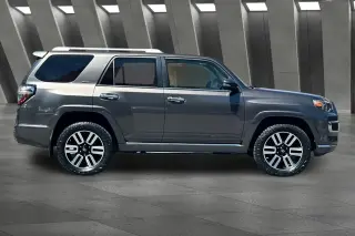 Toyota 4Runner 2018 AWD Limited 4 puertas SUV