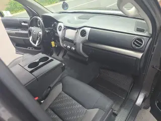 Toyota Tundra 2021 4x2 SR5 4 puertas CrewMax Cab Pickup SB