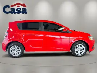 Chevrolet Sonic 2020 LT 4 puertas Hatchback con 1FL