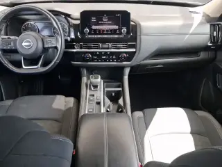 Nissan Pathfinder 2024 SV 4 puertas SUV
