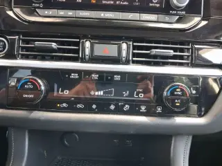 Nissan Pathfinder 2024 SV 4 puertas SUV