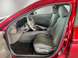 Hyundai ELANTRA 2023 SEL 4 puertas Sedan