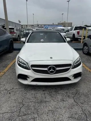 Mercedes-Benz Clase C 2019 C 300 2 puertas Cupé