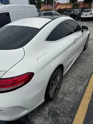 Mercedes-Benz Clase C 2019 C 300 2 puertas Cupé