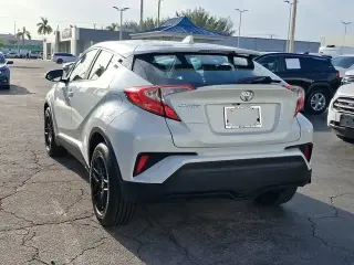 Toyota C-HR 2019 LE 4 puertas Crossover
