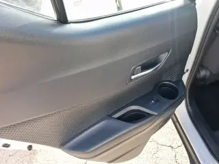 Toyota C-HR 2019 LE 4 puertas Crossover