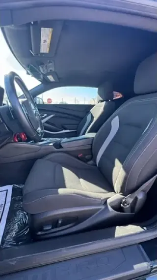 Chevrolet Camaro 2021