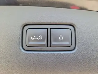 Genesis GV70 2024 AWD 2.5T Estándar 4 puertas SUV
