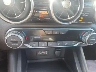 Nissan Sentra 2023 SR 4 puertas Sedan