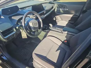 Toyota Prius 2023 LE 4 puertas Hatchback