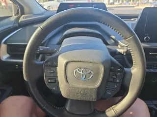 Toyota Prius 2023 LE 4 puertas Hatchback