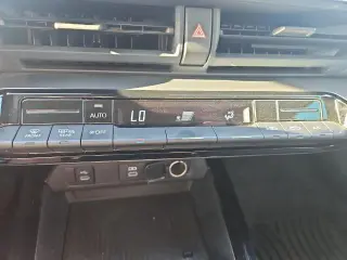 Toyota Prius 2023 LE 4 puertas Hatchback