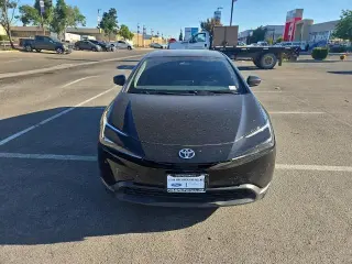 Toyota Prius 2023 LE 4 puertas Hatchback