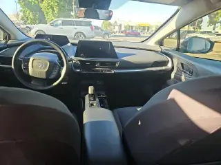 Toyota Prius 2023 LE 4 puertas Hatchback