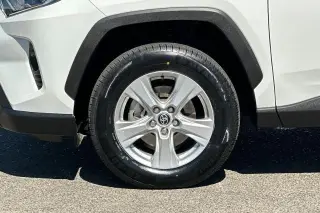 Toyota RAV4 Híbrido 2021 AWD XLE 4 puertas SUV