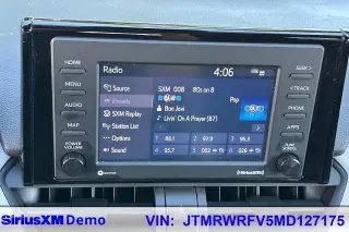 Toyota RAV4 Híbrido 2021 AWD XLE 4 puertas SUV