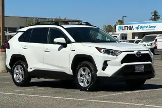 Toyota RAV4 Híbrido 2021 AWD XLE 4 puertas SUV