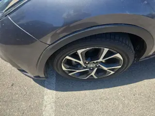 Toyota C-HR 2021 XLE 4 puertas Crossover