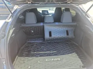 Toyota C-HR 2021 XLE 4 puertas Crossover