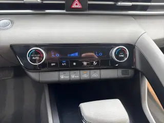 Hyundai ELANTRA 2023 SEL 4 puertas Sedan