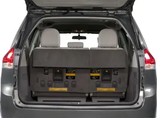 Toyota Sienna 2013 LE 7 Pasajeros Asientos Acceso Automático 4 Puertas Minivan
