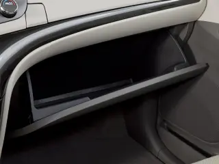 Toyota Sienna 2013 LE 7 Pasajeros Asientos Acceso Automático 4 Puertas Minivan