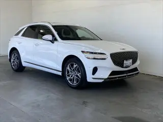 Genesis GV70 2023 AWD 2.5T Estándar 4 puertas SUV