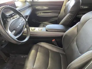 Genesis GV70 2023 AWD 2.5T Estándar 4 puertas SUV