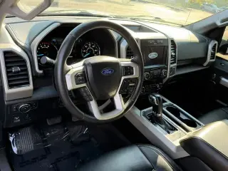 Ford F-150 2019 4x4 Lariat 4 puertas SuperCrew 5.5 pies. Caja corta