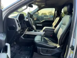 Ford F-150 2019 4x4 Lariat 4 puertas SuperCrew 5.5 pies. Caja corta