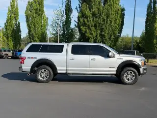 Ford F-150 2019 4x4 Lariat 4 puertas SuperCrew 5.5 pies. Caja corta