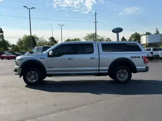 Ford F-150 2019 4x4 Lariat 4 puertas SuperCrew 5.5 pies. Caja corta
