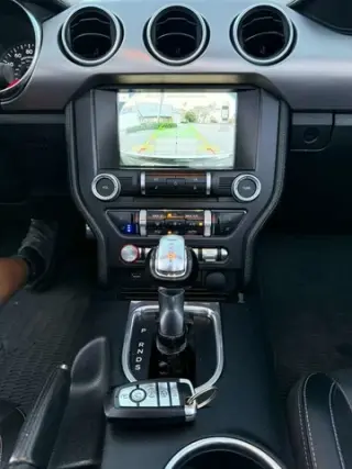 FORD MUSTANG GT PREMIUM