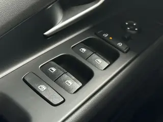 Hyundai ELANTRA 2026 SE 4 puertas Sedan