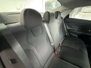 Hyundai ELANTRA 2026 SE 4 puertas Sedan